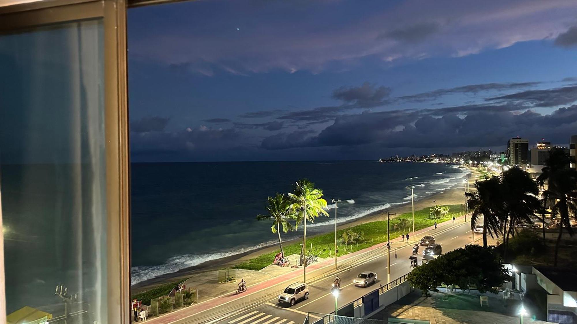 Flat Em Hotel De Luxo Beira Mar Da Grife Ritz Suites Com Vista Ampla Para Todo O Mar Da Cruz Das Almas, Jatiuca E Ponta Verde, Com Toda Estrutura De Um Hotel Lindo E Arrojado, Academia, Piscina E Muito Mais, Venha Viver Essa Experiencia Incrivel! Maceió Exterior foto